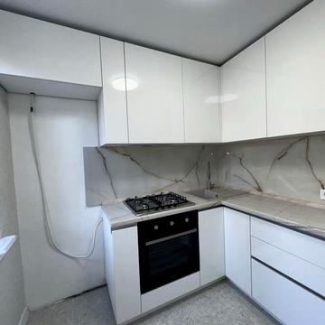 Продам 3-х комнатную квартиру на Черемушках возле парка М.Твена