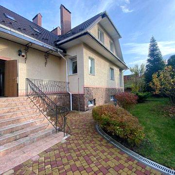 Оренда будинку Винники