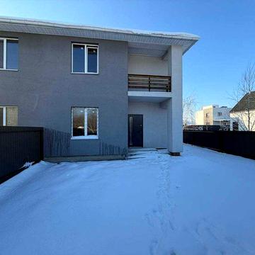 Двоповерховий дуплекс площею 116 м² на земельній ділянці 3 сотки