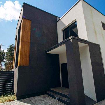Дуплекс - лісова Буча, 146 м², багатошаровий дах, введений в експл