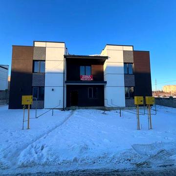 Продаж котеджа з газом та міськими комунікаціями підключеними