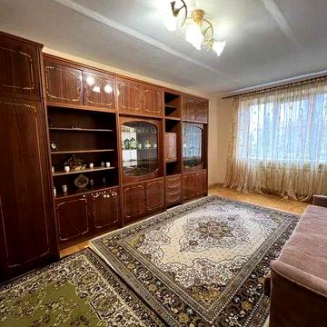 Довгострокова оренда 3к квартири на вул. В.Пачовського( був.Столєтова)