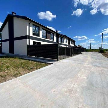 Таунхаус  2 поверхи