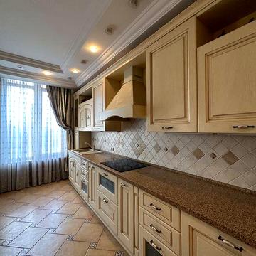 Оренда 3х кімнатної квартири Жилянська Дипломат Холл