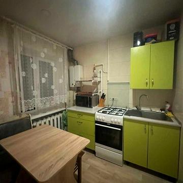 Продам 2к квартиру пр. Мазепи (Петровського)