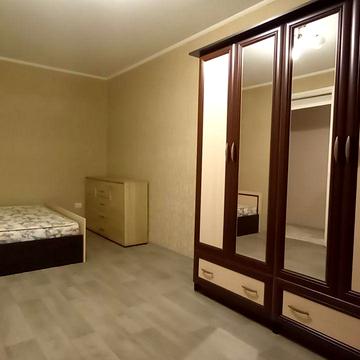 Батумська вул., 30