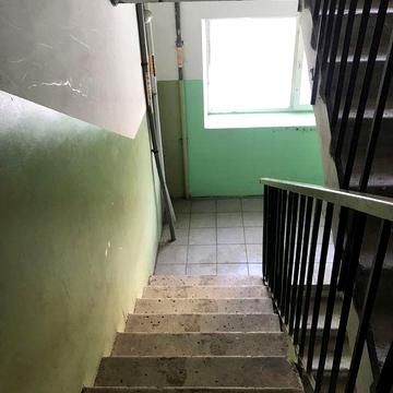 Продам 2к.,кв.,р-н Основянский ,ул. Миколи Бажана 14