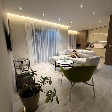 Оренда дизайнкрської 1,5кімнатної/набережна