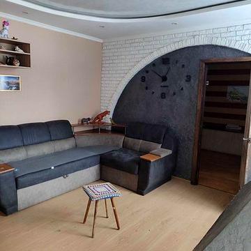 Продам фанзу сел.Зарічне