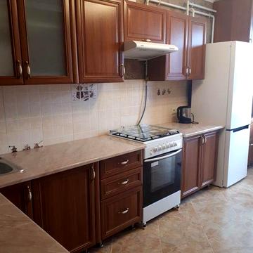 Продам 2 км.кв.вул.Галицька(АТБ), новобудова,не вуглова,світла,тепла