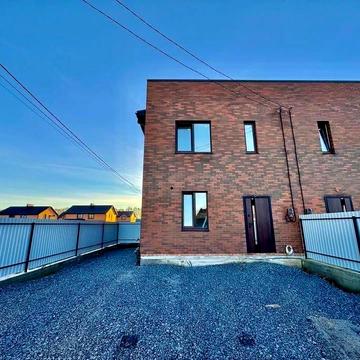 Продам чистовий квадродуплекс. Провулок Весняний. Вода центральна.