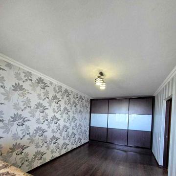 Продажа 2- кімн.кв сел.Зарічне