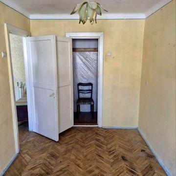 Продається 2к під ремонт