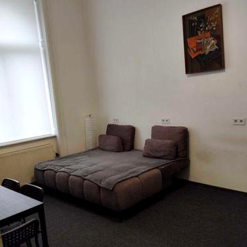 Оренда 1 кім. кв- ри в центрі Львова вул. Гнатюка з індивід. опаленням