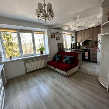 Квартира від власника 2к вул.Максимовича 5 без комісіі з ремонтом