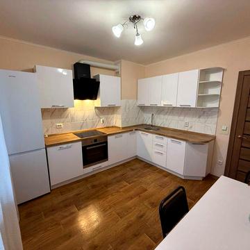 Продаж 2к 80,5м2 Ревуцького 54,Харківська Позняки,Є ГЕНЕРАТОР! Власник ЖК Ревуцький