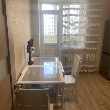 1 Кім квартира в ЖК Софія Київська. Тепла і гарна