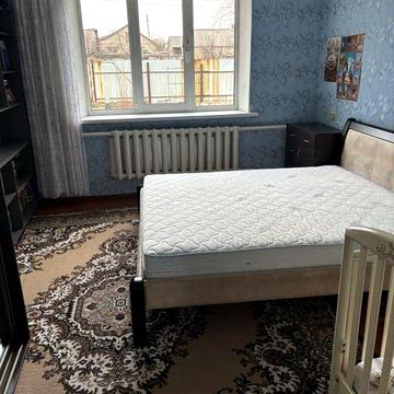 Будинок в центрі міста Тернівка