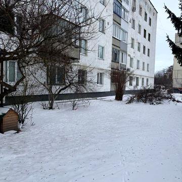 3-кімнатна квартира з ремонтом, зручна локація