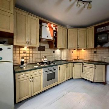 3х кімнатна на Таірова - Чикаленка2/9 .65 метрів