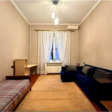 Стрілецька вул., 7/6