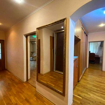 Трёхкомнатная сталинка с АВТОНОМКОЙ, рядом с Гданцевским парком