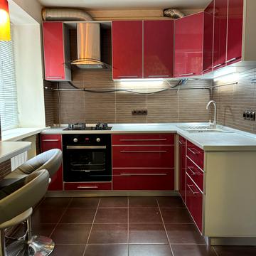 Миколи Шепелєва вул., 10