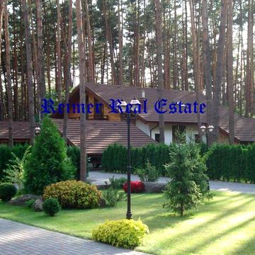 Без коміссії. Оренда будинку в Конча-Заспі в лісі в містечку.генератор