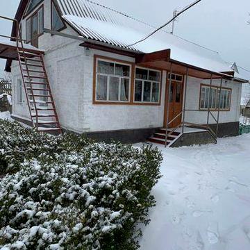Будинок з великою ділянкою  Руській Поляні (Черкаська обл.)