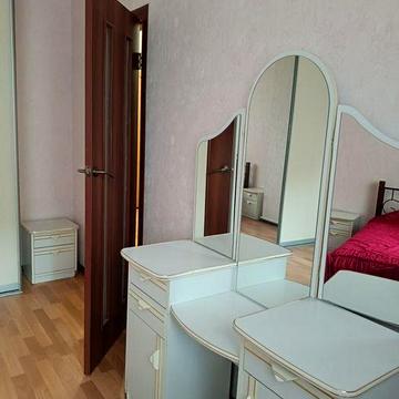 Здається для 1-ї людини Жк- Міністерский комплекс Мінський масив