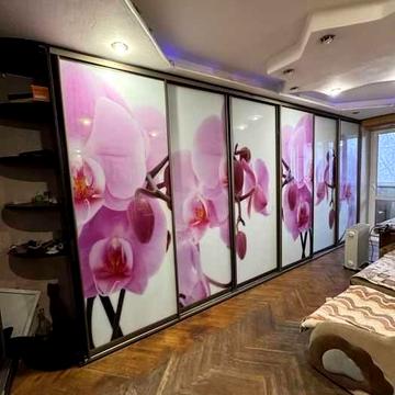 1 комн -36 метров. 4/9 эт. Жилое состояние. Адмиральский пр. -Краснова