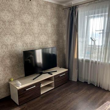 Продам власну 3-кімнатну квартиру