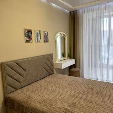 Сдам 1 к в ЖК Семейный вверх пр. Науки Дафи