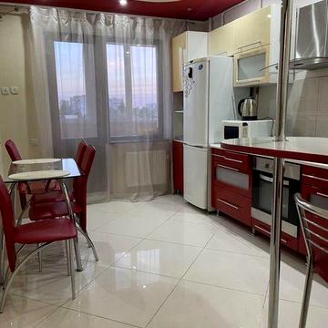 Довгострокова оренда 2х кімнатної квартири на Херсонському Шосе.