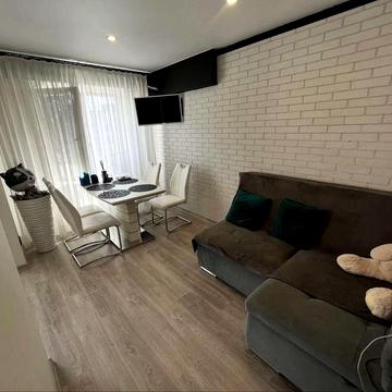 Намив/Озерна 2к квартира в оренду на 9 поверсі