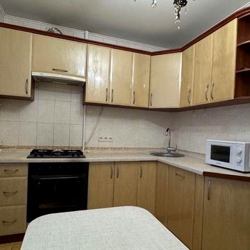 Р-н Фурманова світло не вимикають вільна