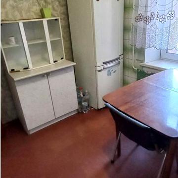 Поділ велика 3-х кімнатна квартира тепла