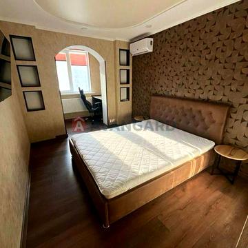 Оренда 2 кімнатна Лівиц берег