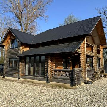 Будинок зі зрубу