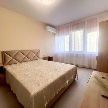 Перлинна вул., 8