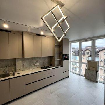 Двокімнатна з ремонтом у Б4 ЖК Б4