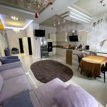 Аренда 3к.кв. Центр/ Дом на Набережной/ Банный1