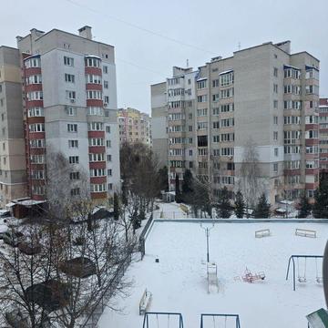 Здам в оренду 2 кімнатну квартиру на Поділлі.