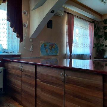 Продам двоповерховий будинок, Холодна гора