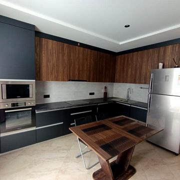 # 2 кім Елітна квартира на Щасливому