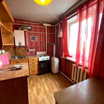 ПРОДАМ велику однокімнатну квартиру з гозовим опаленням в Чорноморці