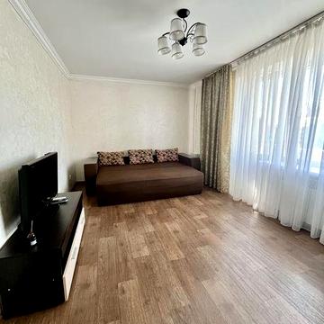 Сдам 2к на Пилипа Орлика 17