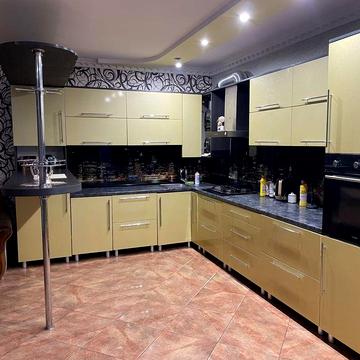 Здам на рік і більше будинок в Чорноморську.