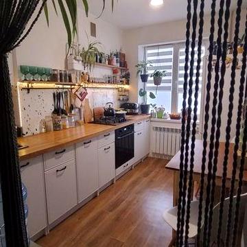 Продам приватизовану 2х кімнатну квартиру