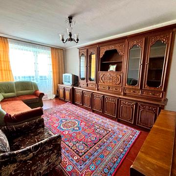 Оренда двокімнатної квартири по вулиці Луначарського